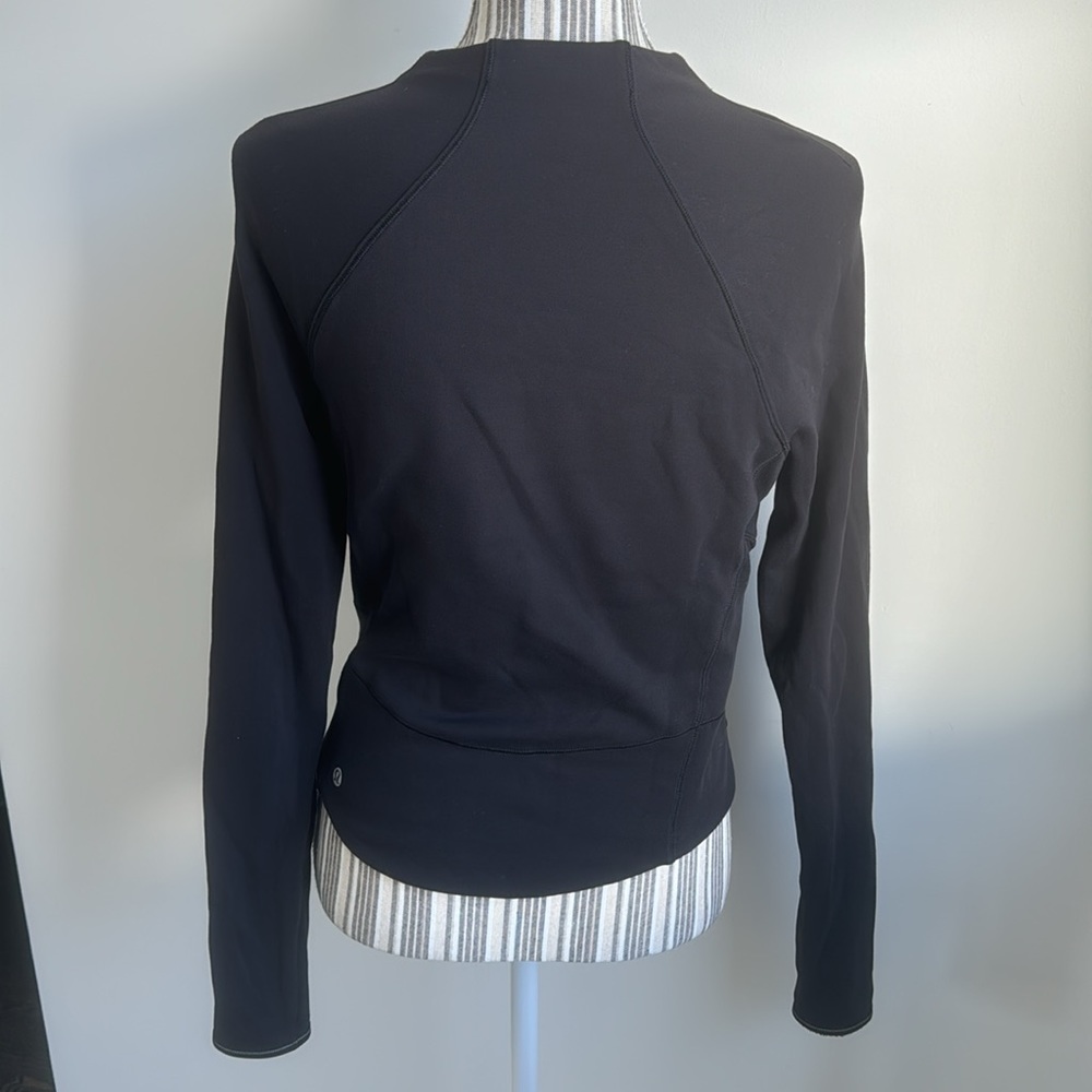 Lululemon Top - 6 - Picture 3 of 6